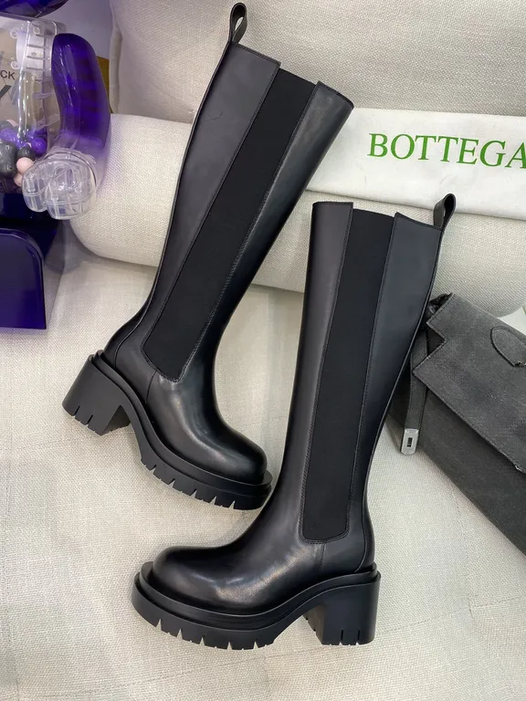 Bottega Veneta Shoe 